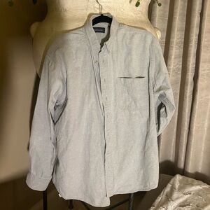 Men’s button down shirt 🥞